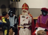 Sinterklaasfeest bij S.K.N.W.K. voor JO7-1 van vrijdag 1 december 2023 (160/180)